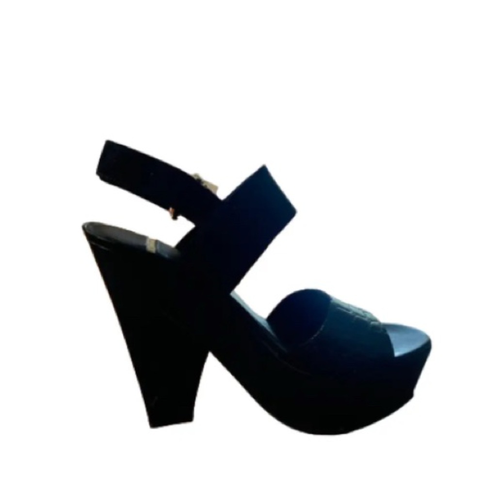 Marciano Elegant Black leather platform heel/wedge combo.